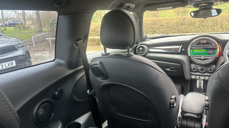 MINI Hatchback 135kW Cooper S Level 3 33kWh 3dr Auto Electric Hatchback